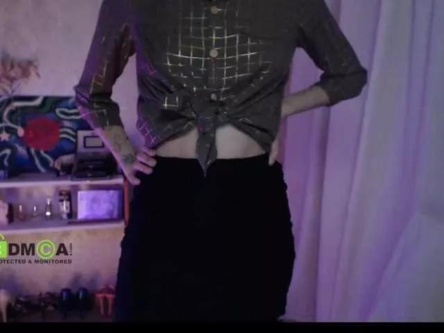 Offline -LadyLUCK- on BongaCams