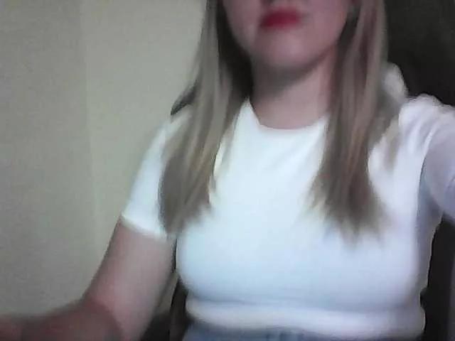 -Sweet-smile- on BongaCams