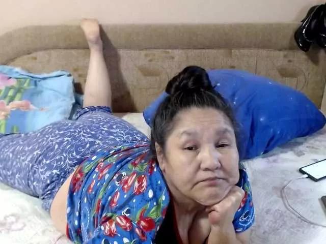 2Milf45