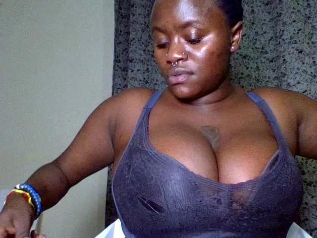 Offline AfroBooty on BongaCams