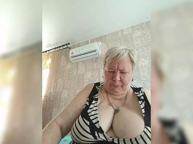 Offline Alena61 on BongaCams