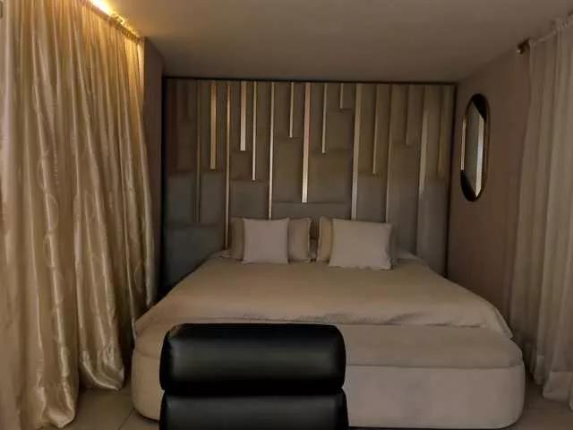 AlinaKravitz on BongaCams