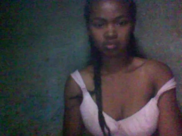 Allycha1 on BongaCams