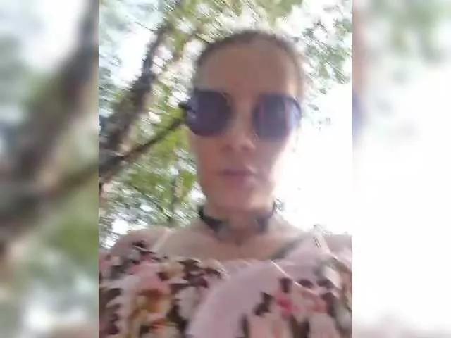 analiMilana on BongaCams 