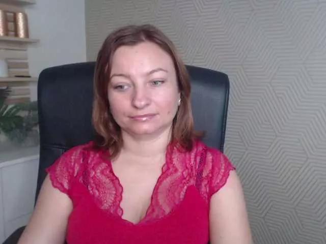 Offline angelaLove13 on BongaCams