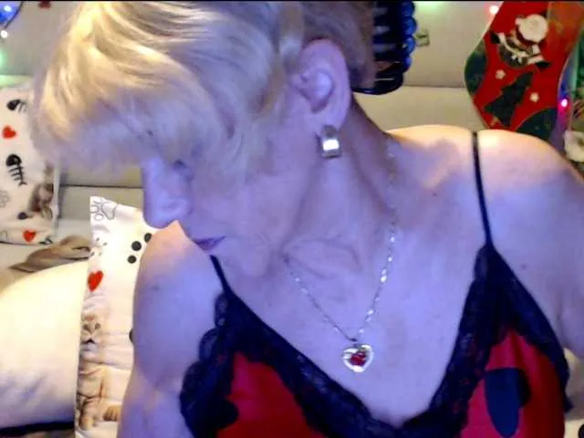 ANGELGRANNY on BongaCams