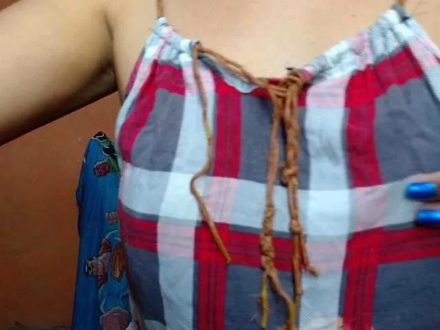 annyluna on BongaCams 