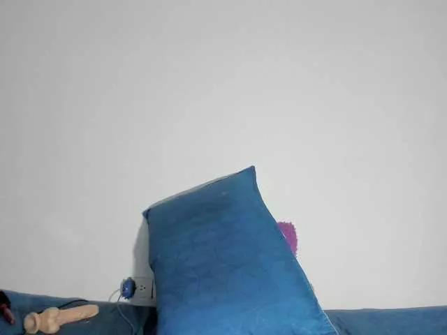 Offline Arantza-Hill on BongaCams
