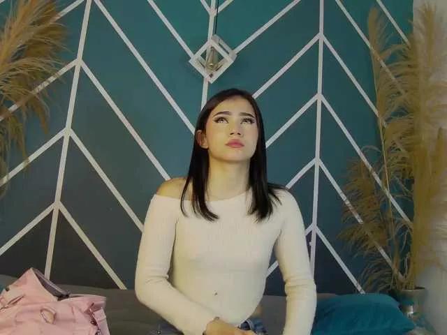 Offline Arii-moon on BongaCams