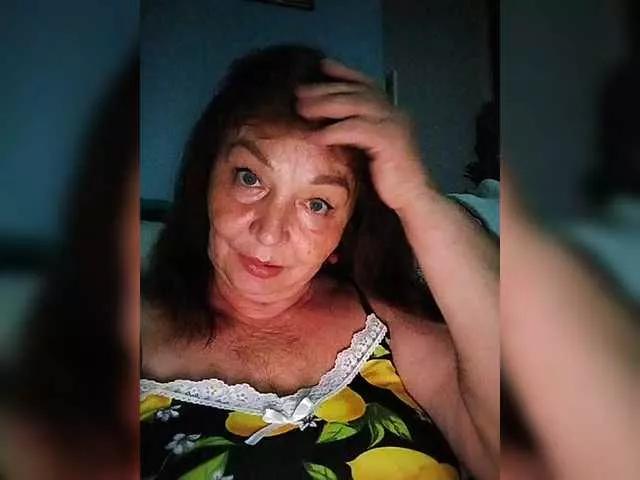 Offline asya18 on BongaCams