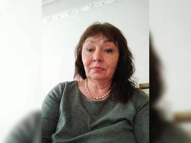 Offline asya18 on BongaCams