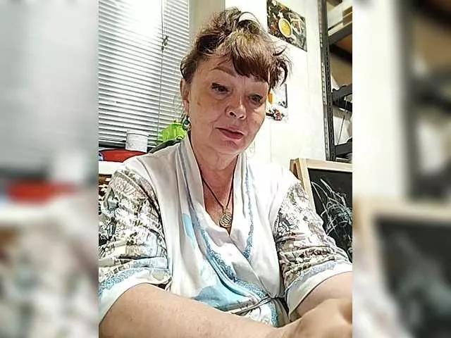 Offline asya18 on BongaCams