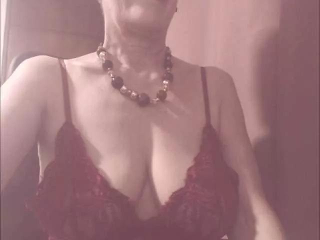 belleblondx on BongaCams