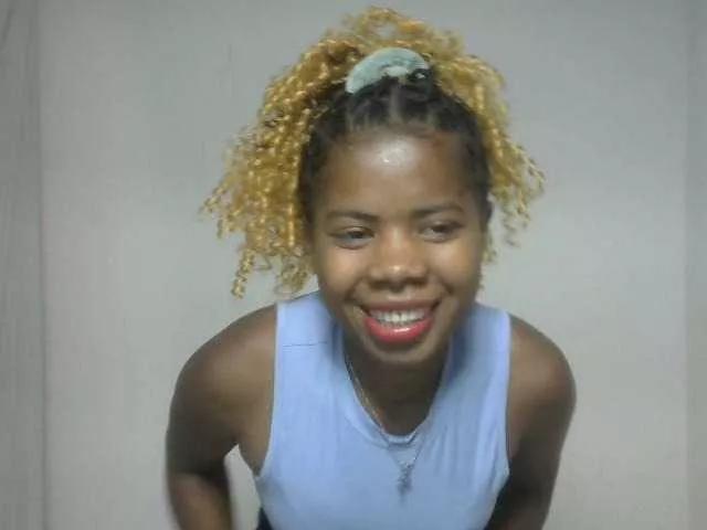 Blacksexy18 from BongaCams