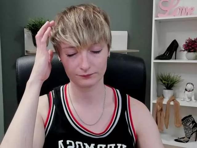 Offline BlairPlay on BongaCams