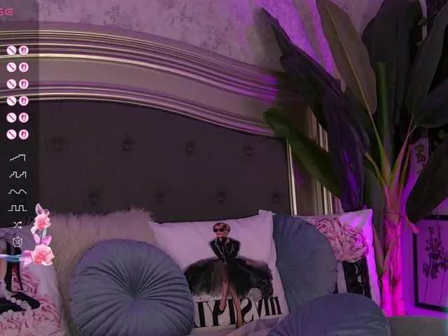 BrookeEmber on BongaCams 