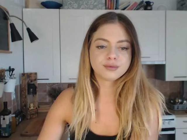 BuffyFire from BongaCams