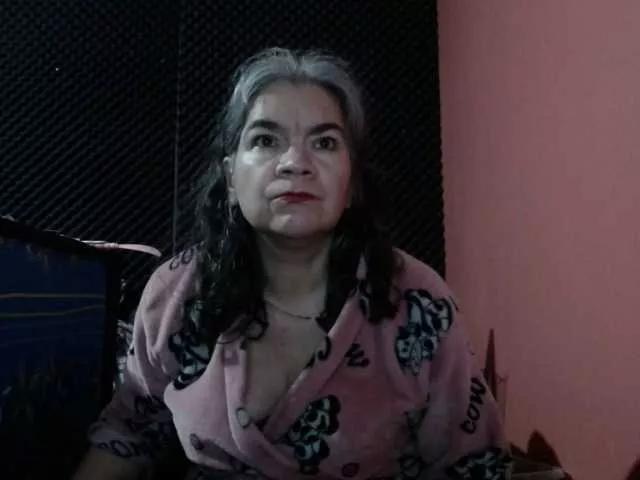 carolinesex010