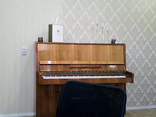 Charmingvenus11701