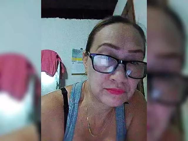 Offline cherrywhite03 on BongaCams