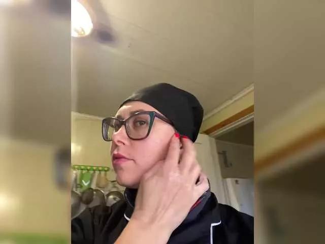 Crystal00Girl from BongaCams