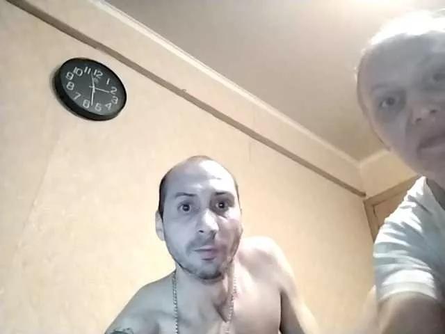 dahamiks45 from BongaCams