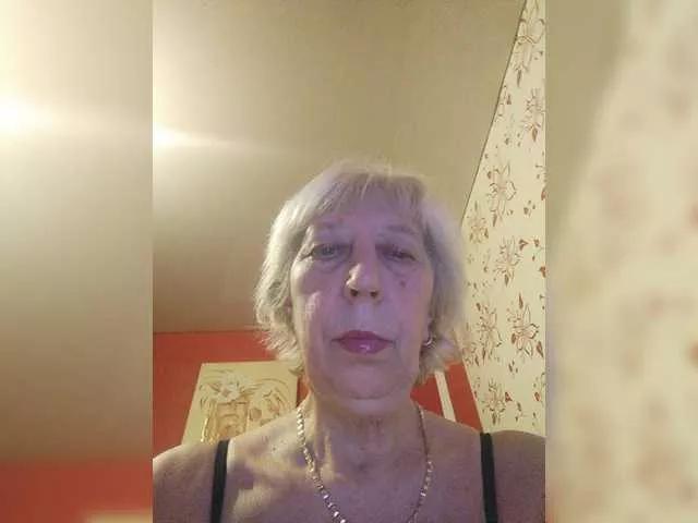 DamlaGRANDMILF