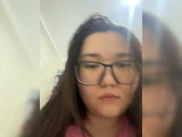 Offline DebbieLu on BongaCams