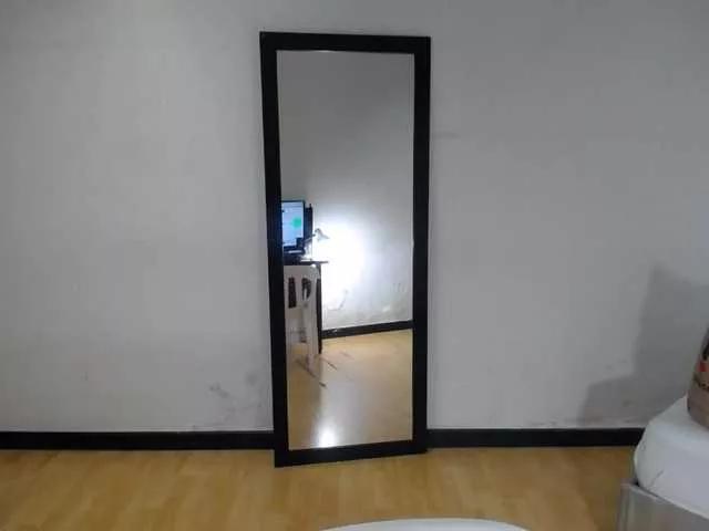 ebony-sexy-milf on BongaCams