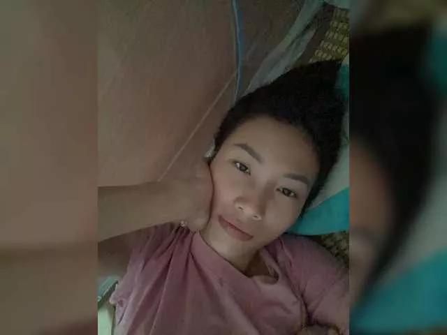 Elly33
