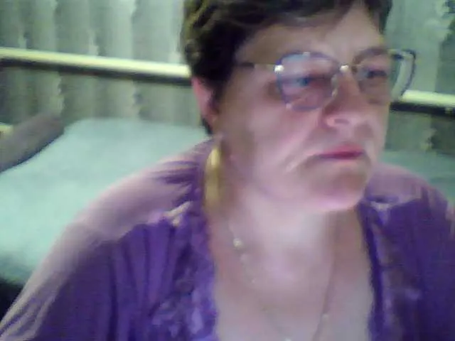 ElzaJewel on BongaCams