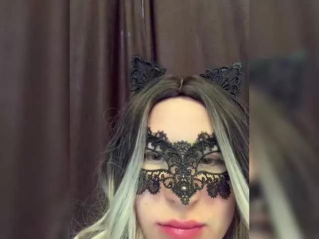 Emily777 on BongaCams