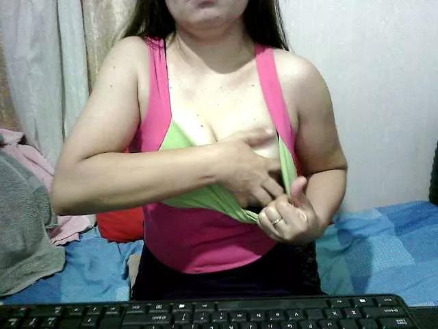 erica-4u on BongaCams