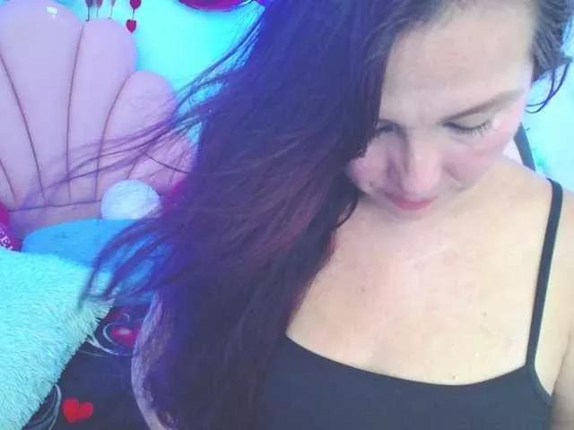 Evelyn-mature19