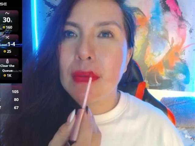 Evelyn-mature19