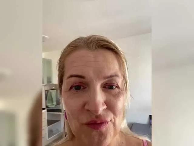 femdom-milf-alice
