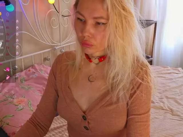 FrankieFoxie