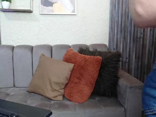 GagingZhara on BongaCams 