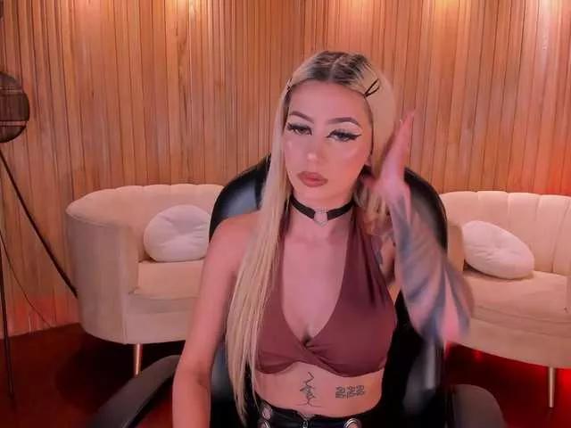 HannaConnor on BongaCams 