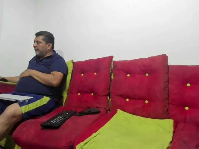 hotandfierylatinos2025 on BongaCams