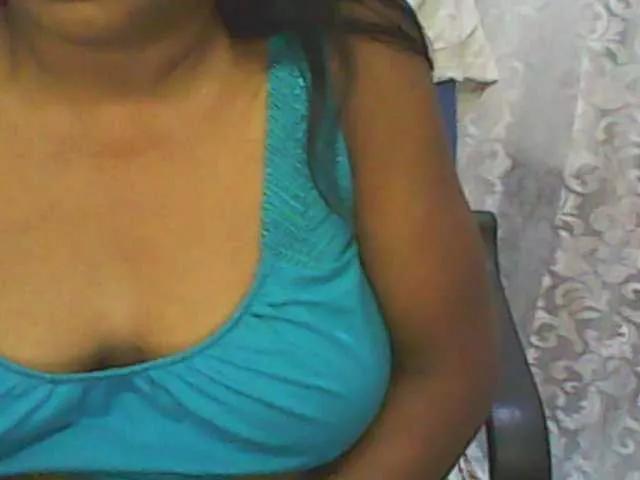 hotmomsexy on BongaCams