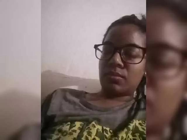IndianBeaut on BongaCams 