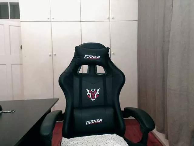 Indianmayaxoxo on BongaCams 