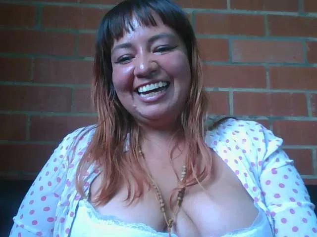 Offline jones-scarlet on BongaCams