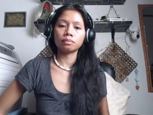 Junglewoman on BongaCams