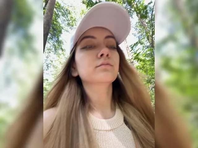 K-A-T-A-N-A on BongaCams 