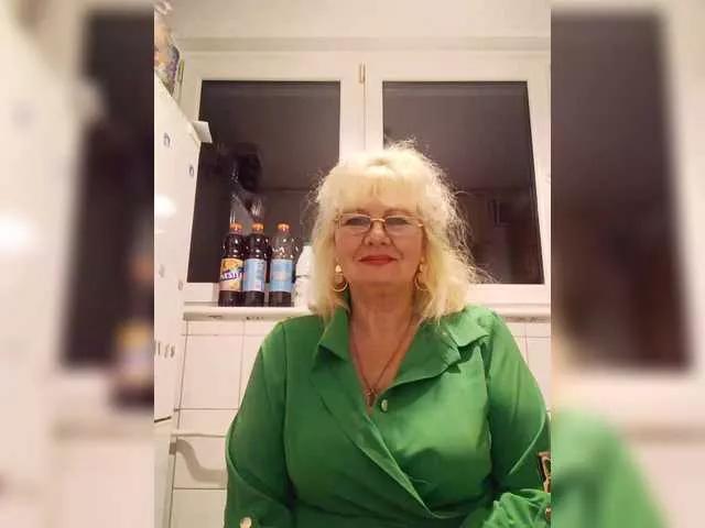 KASANDRABOLOSHKA on BongaCams 