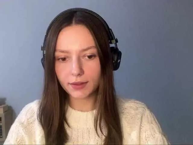 Offline KittieRusu on BongaCams