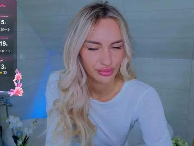 LeilaFlower on BongaCams