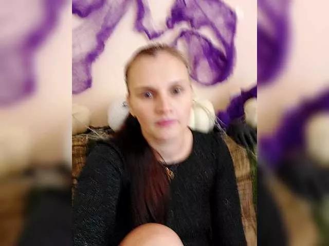 LisaLovHoney from BongaCams